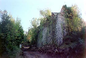 aghin4.jpg (16115 byte)