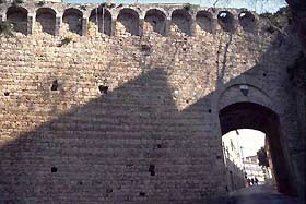 massa_m5.jpg (18432 byte)