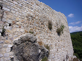 The inner walled circuit around the keep