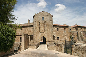sorano1.jpg (17290 byte)
