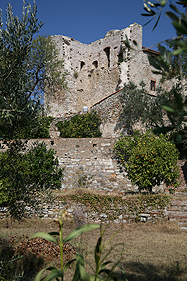La Torre Quadrangolare, resti.