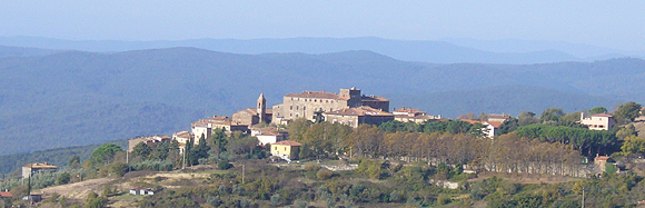 Il borgo medievale di Tatti